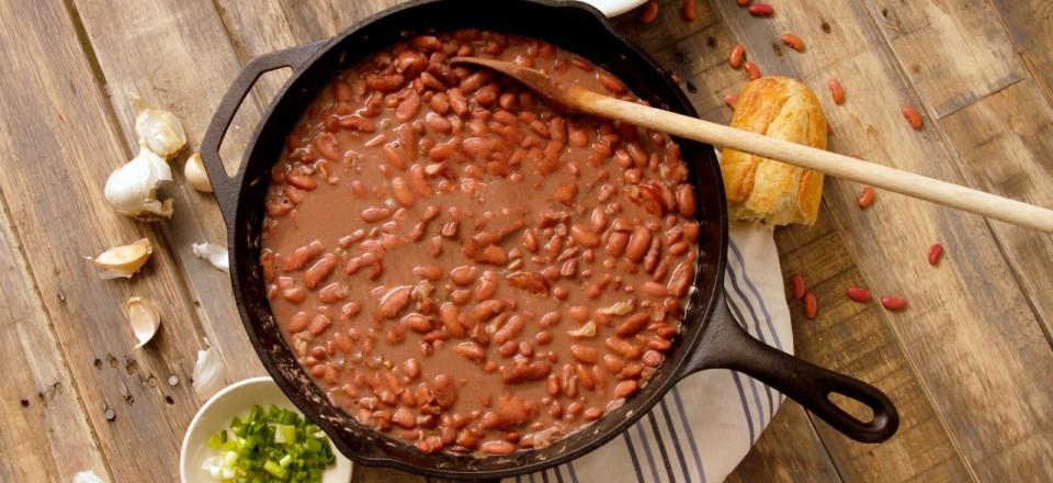 طرز تهیه خوراک لوبیا ساده برای دو نفر و بیشتر