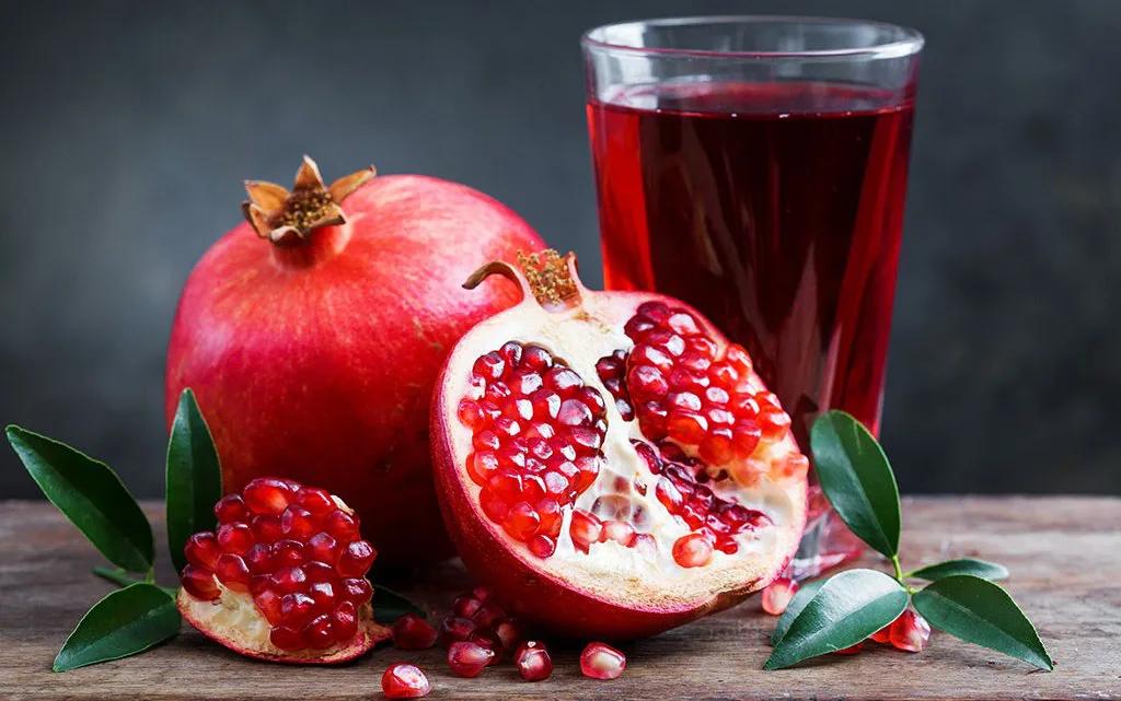 چرا به انار گلپر می زنیم؟