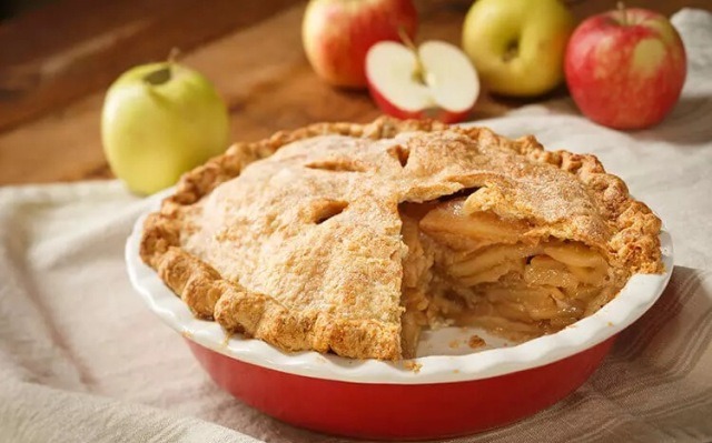 پای سیب یا پای اپل آمریکایی (apple pie)