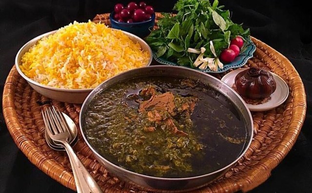 طرز تهیه قلیه ماهی