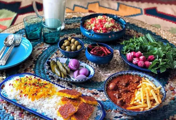 Exploring the Regional Delights of Iranian Gastronomy