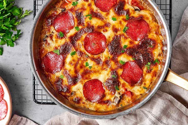 طرز تهیه پیتزا خانگی بدون خمیر