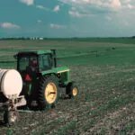 کمبود کود و تامین موادمغذی خاک با ادرار انسان