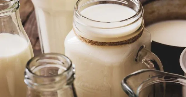 موارد منع مصرف دوغ بدون گاز