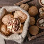 گردو در تابستان؛ بخوریم یا نخوریم؟