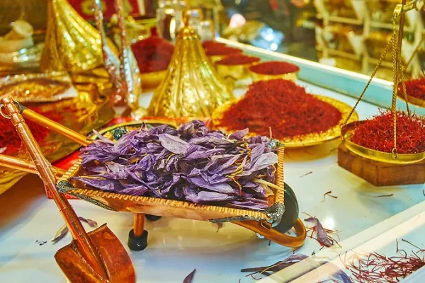 شرکت‌هایی که در زمینه تولید و فروش زعفران فعالیت دارند